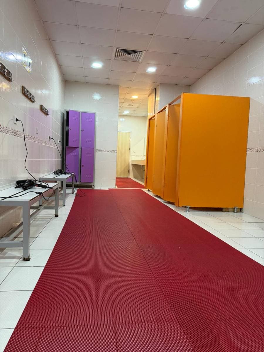 Kadın Soyunma Odası