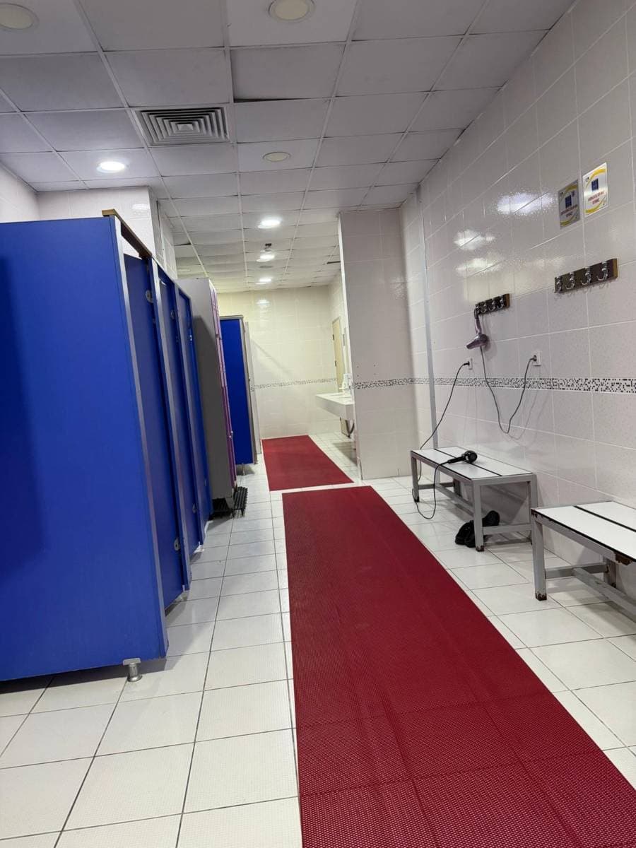 Erkek Soyunma Odası